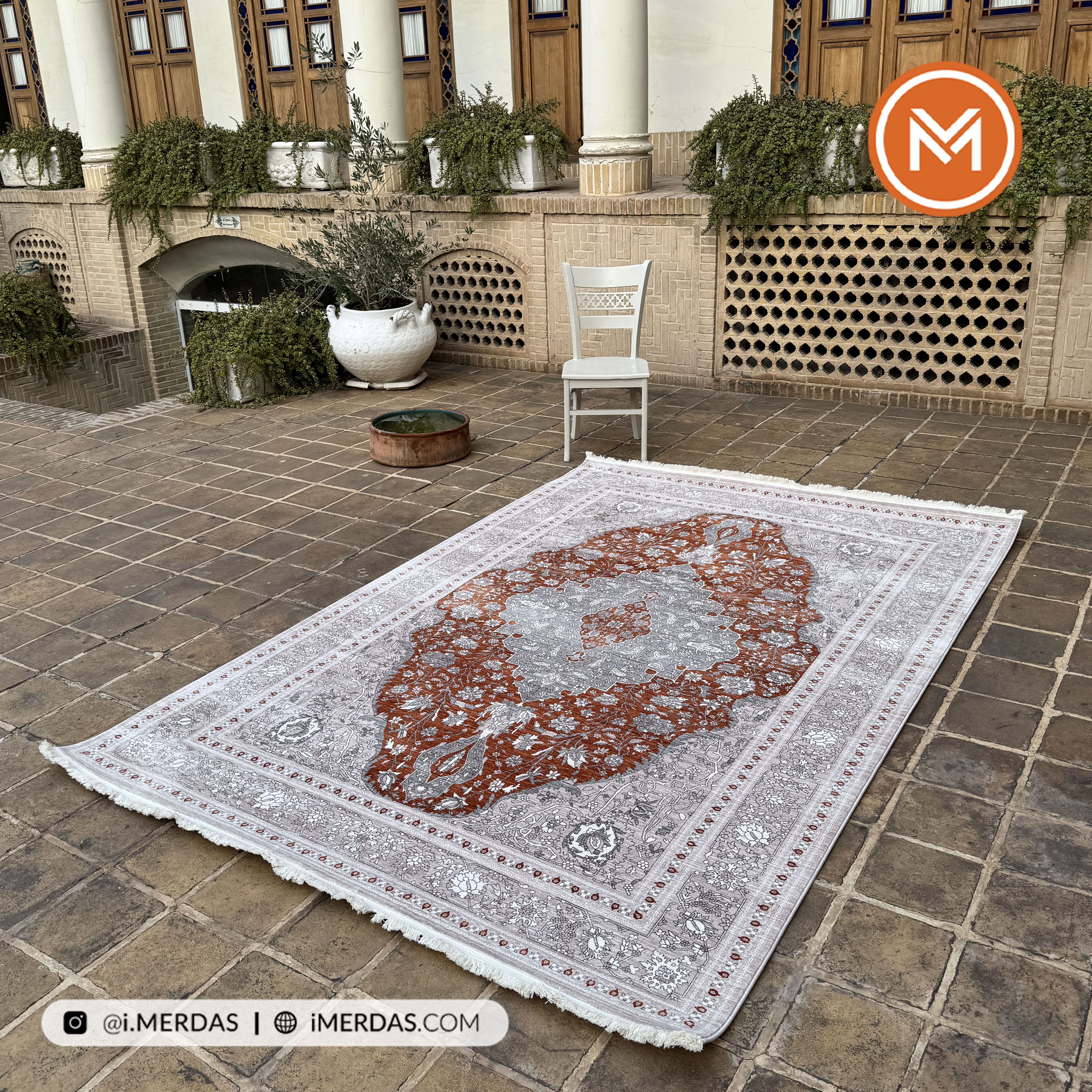 فرش وینتیج کد 76001 زمینه کرم مسی